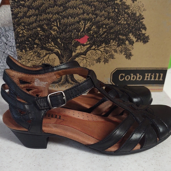Cobb Hill by New Balance Shoes - NWOT.  Cobb Hill Flats.  7.5